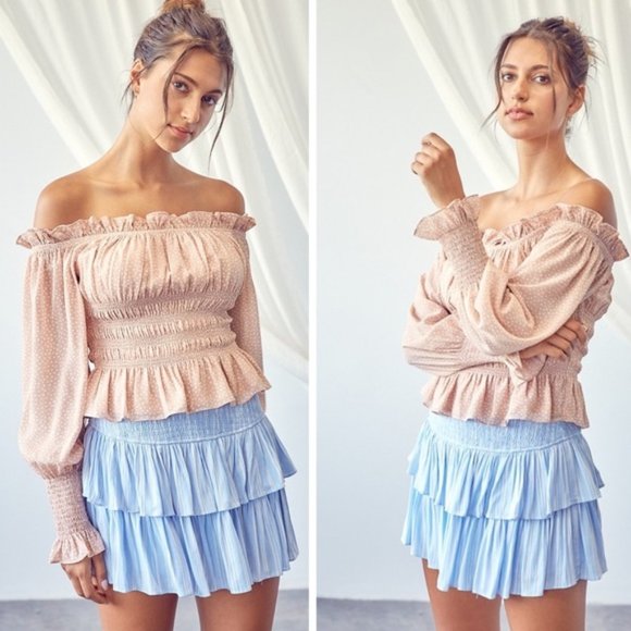 Charming Ruffle Off Shoulder Top - Picture 2 of 6